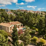 Villa Rosepetra